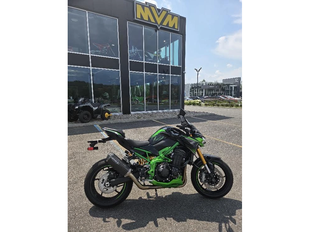 Kawasaki Z900 Se 2022 alt