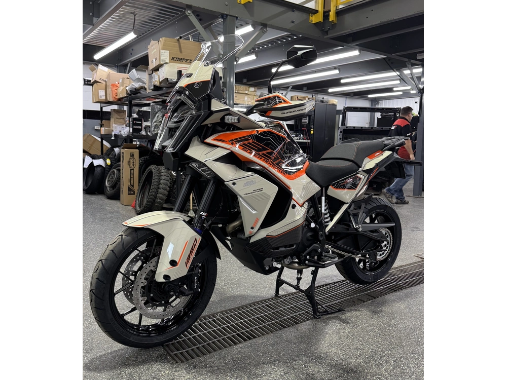 Ktm 1390 Super Adv S 2027 alt