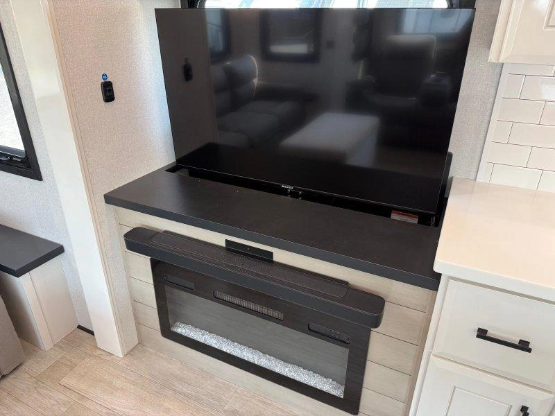 Jayco Pinnacle 38kpts 2026 alt