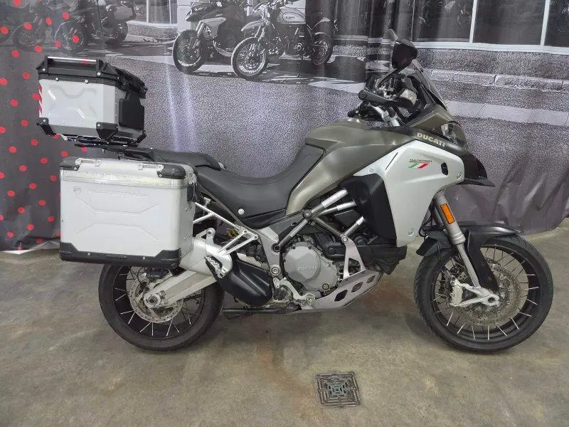 Ducati MTS 1200 ENDURO TOUR 2016