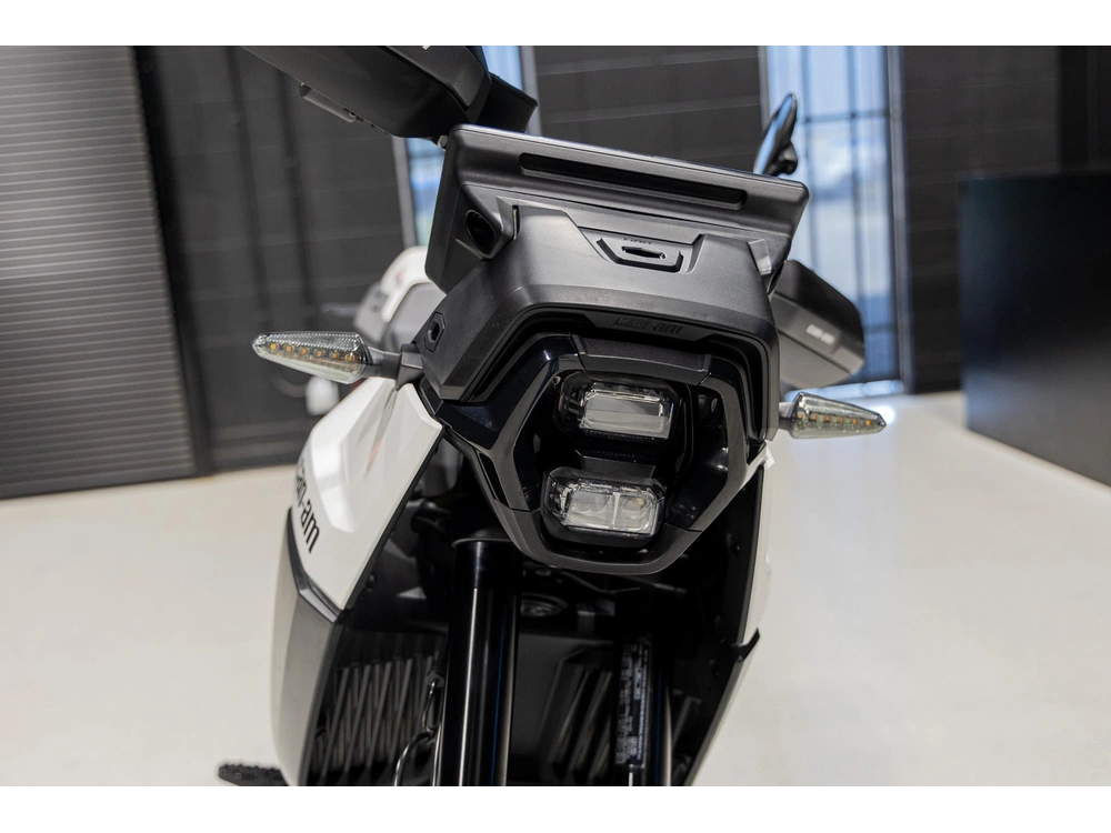 2025 Can-am 2w Origin Ev46-27 alt