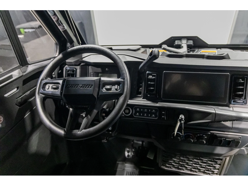 2026 Can-am Defender Limited Hd11 8jtf alt