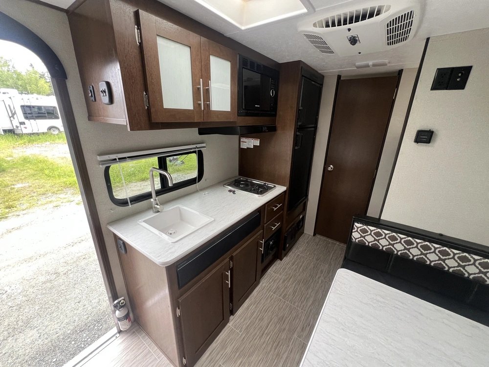 2019 Forest River Prime Time Ptx 160 Bh alt