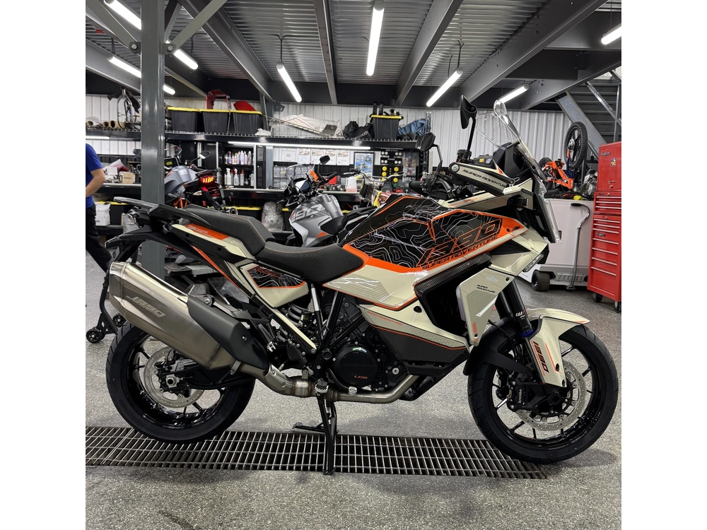 Ktm 1390 Super Adv S 2027 alt