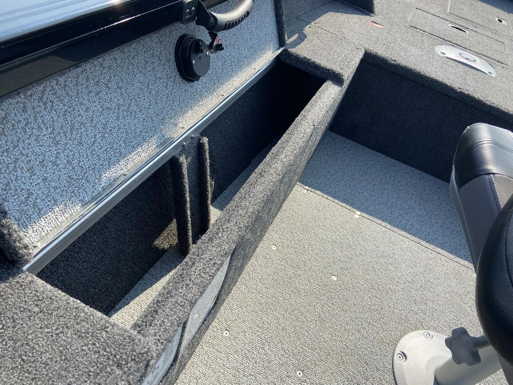 2026 Crestliner 1850 Pro Tiller alt