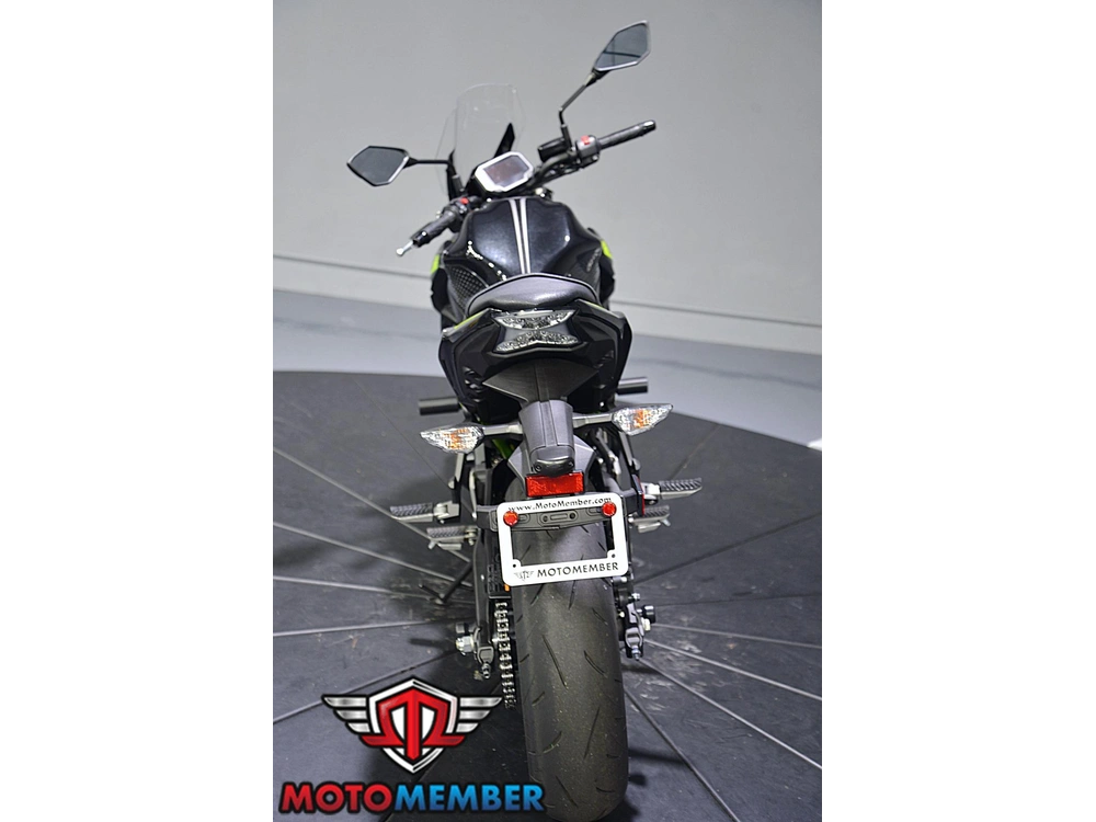 2022 Kawasaki Z650 alt