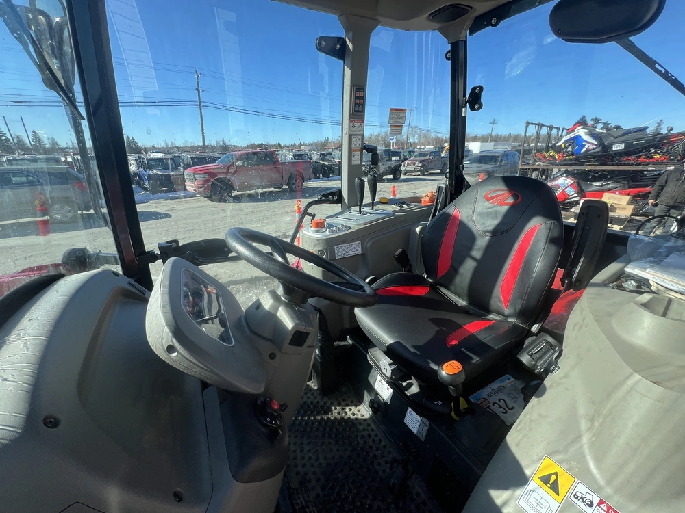 2023 Mahindra 2660 Hst alt
