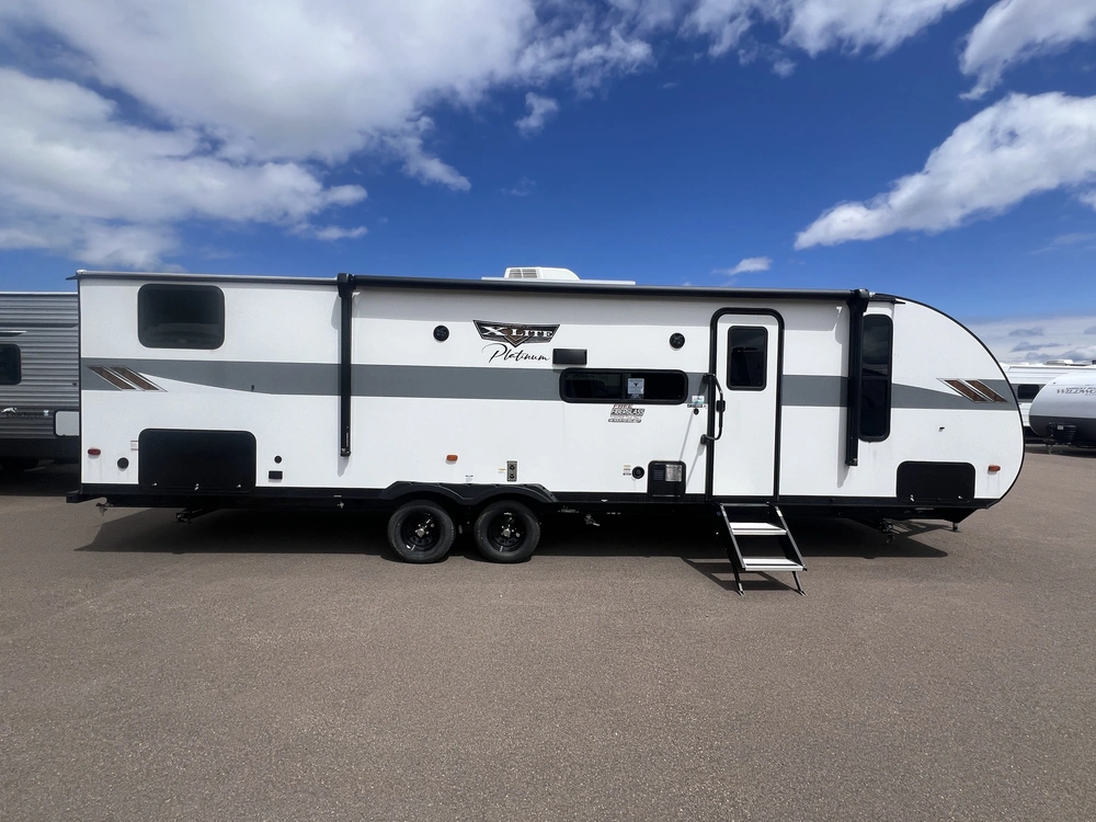 2023 Forest River Wildwood 273qbxlx alt