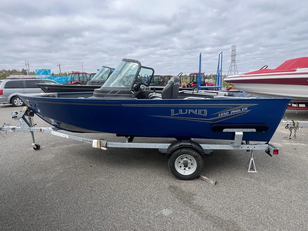 2024 Lund Boat Co 1650 Angler alt