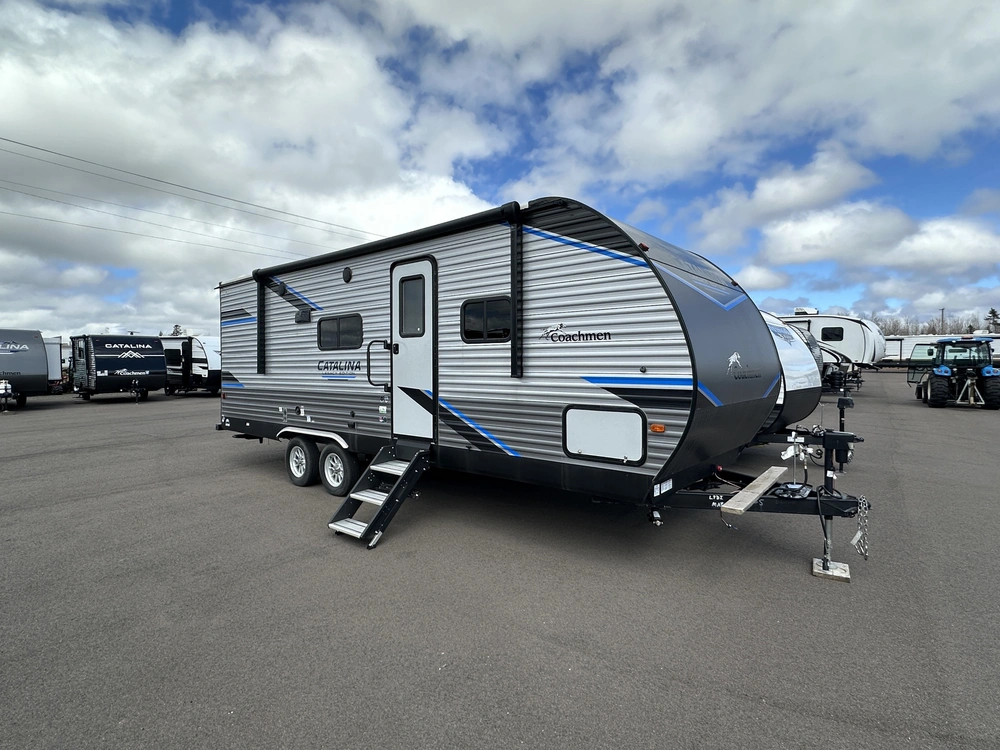 2022 Coachmen Catalina 243rbs alt