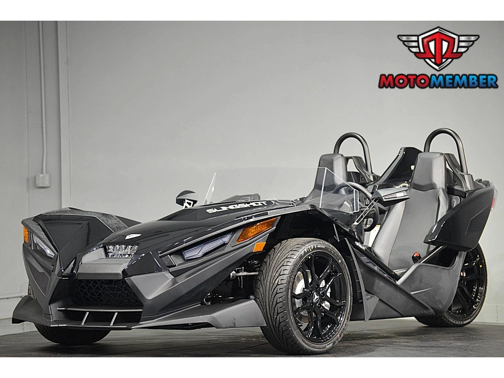 2026 Slingshot Slingshot® S Autodrive Jet Black alt