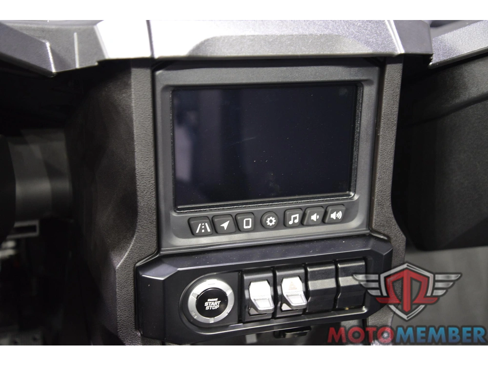 2025 Slingshot S Autodrive alt