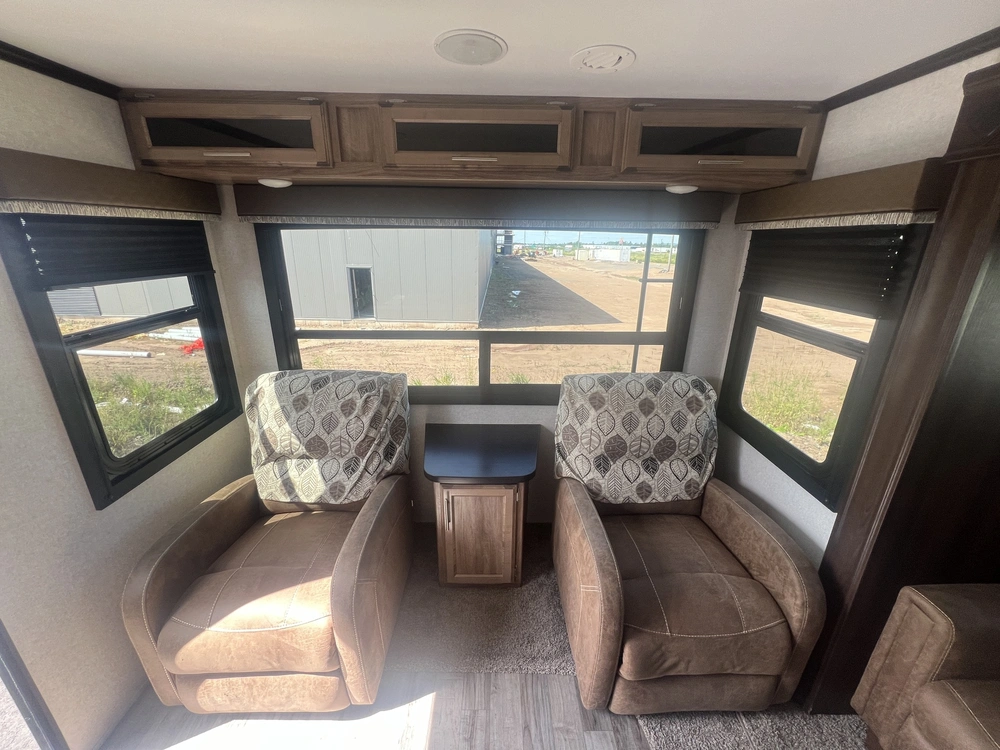 2018 Jayco Jayfeather 27rl alt