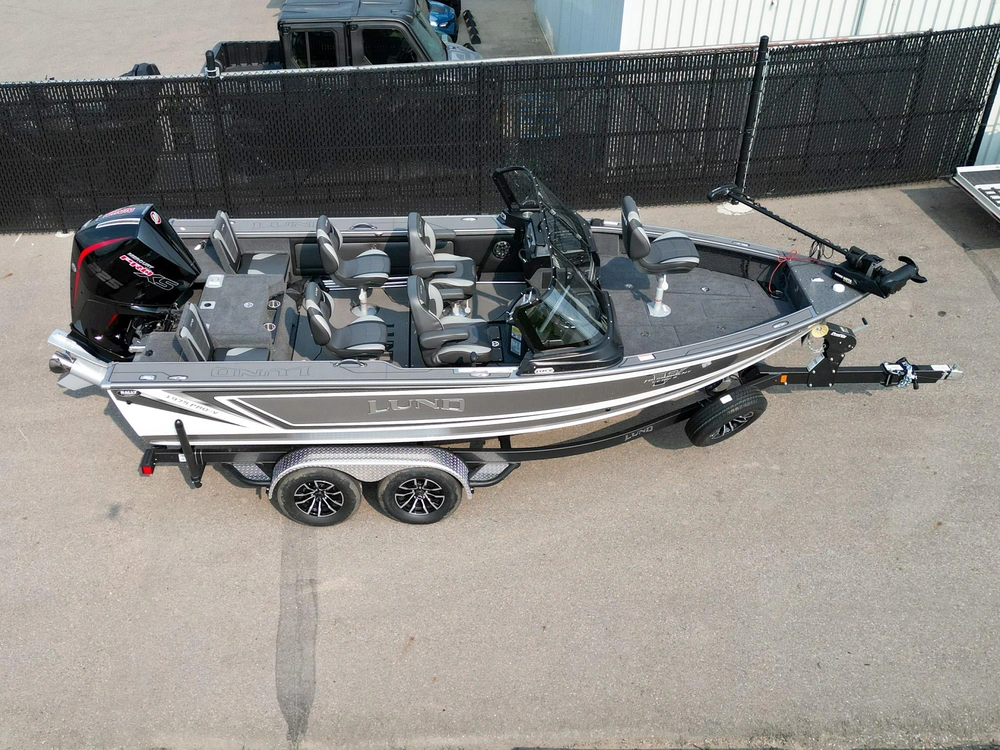 2027 Lund 1975 Pro V Sport alt