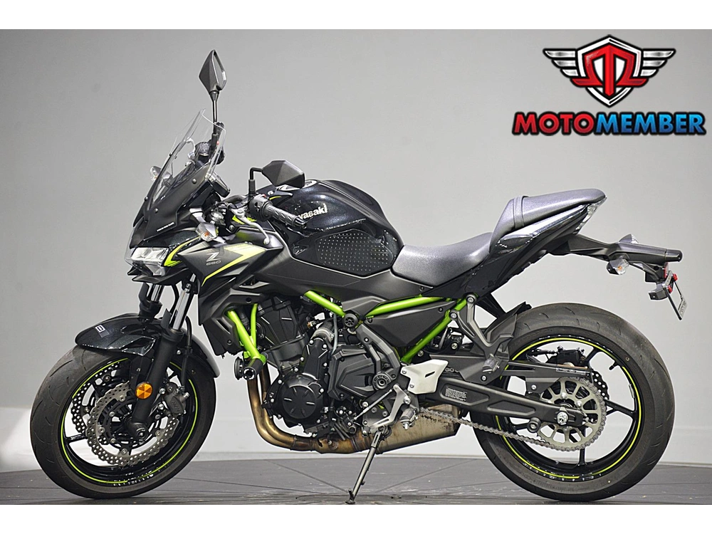 2022 Kawasaki Z650 alt