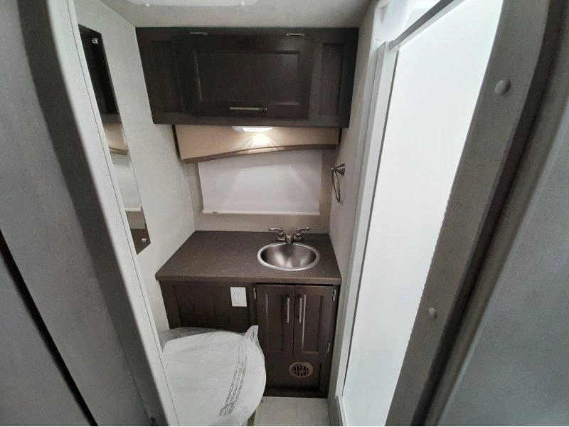 Bigfoot Rv Bigfoot 25c10.4 2027 alt