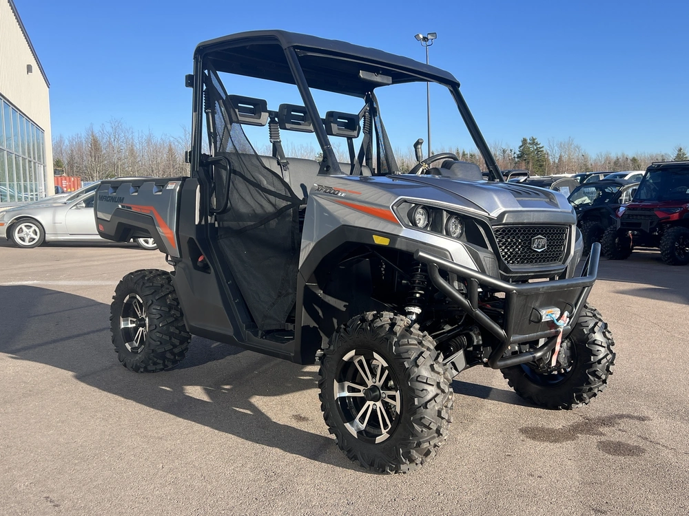 2025 Argo Magnum Xf1000 alt