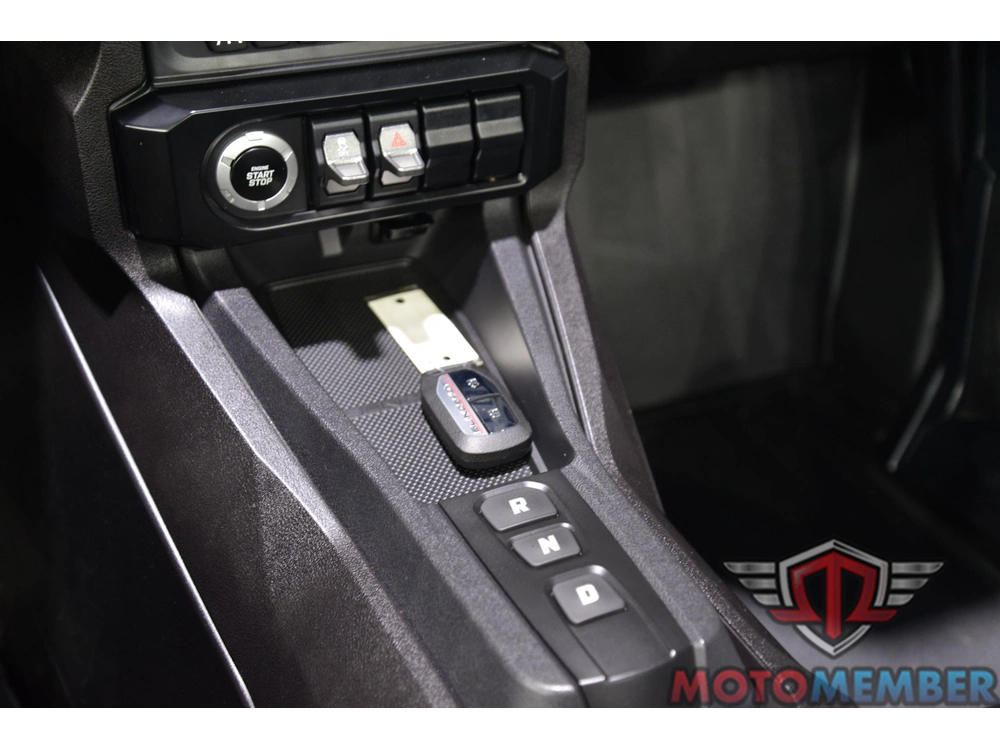 2025 Slingshot S Autodrive alt