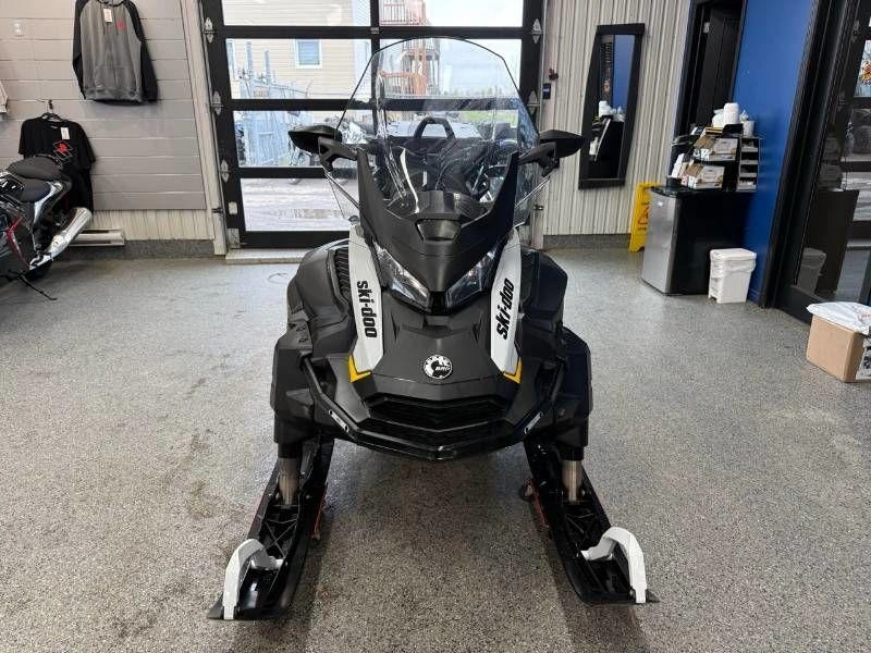 2026 Ski-doo Ski Doo Skandic 900 Ace 24 alt