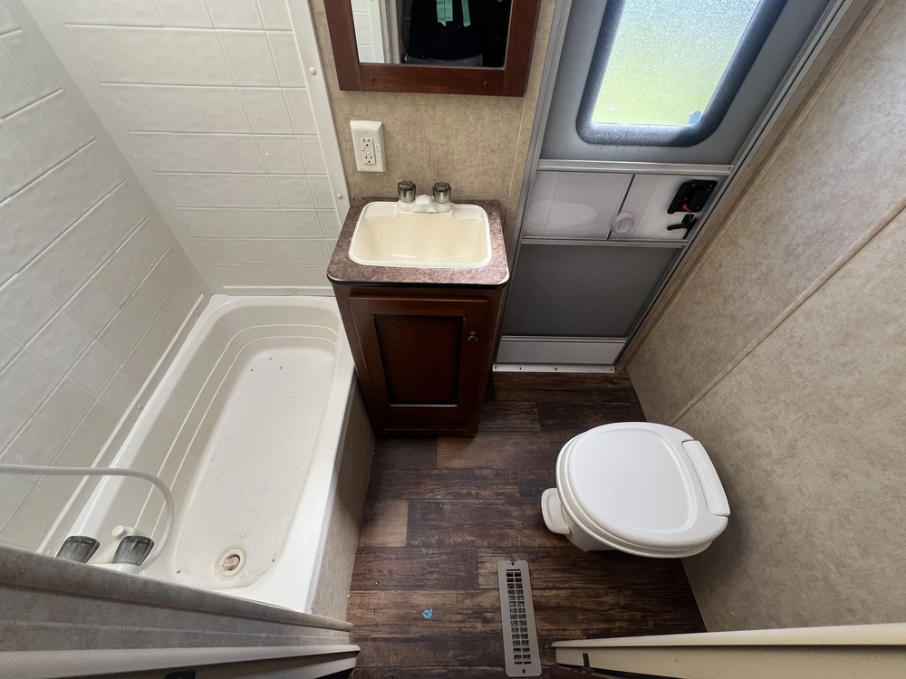 2013 Keystone Rv Aspen Trail 3010 Bhds alt