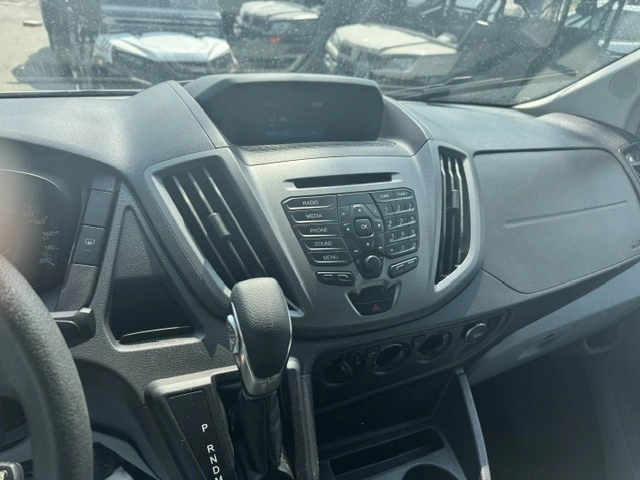2018 Ford Transit Xlt alt