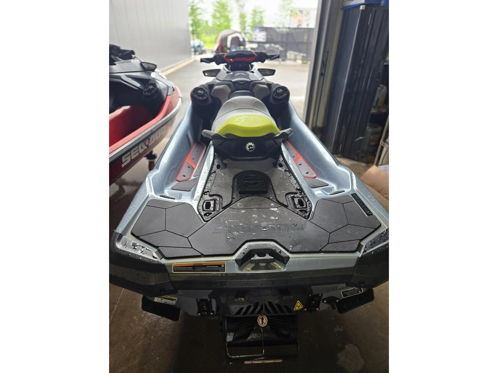 Sea-doo Pwc Rxt X 325 Aud Gy Ibr 24 2024 alt