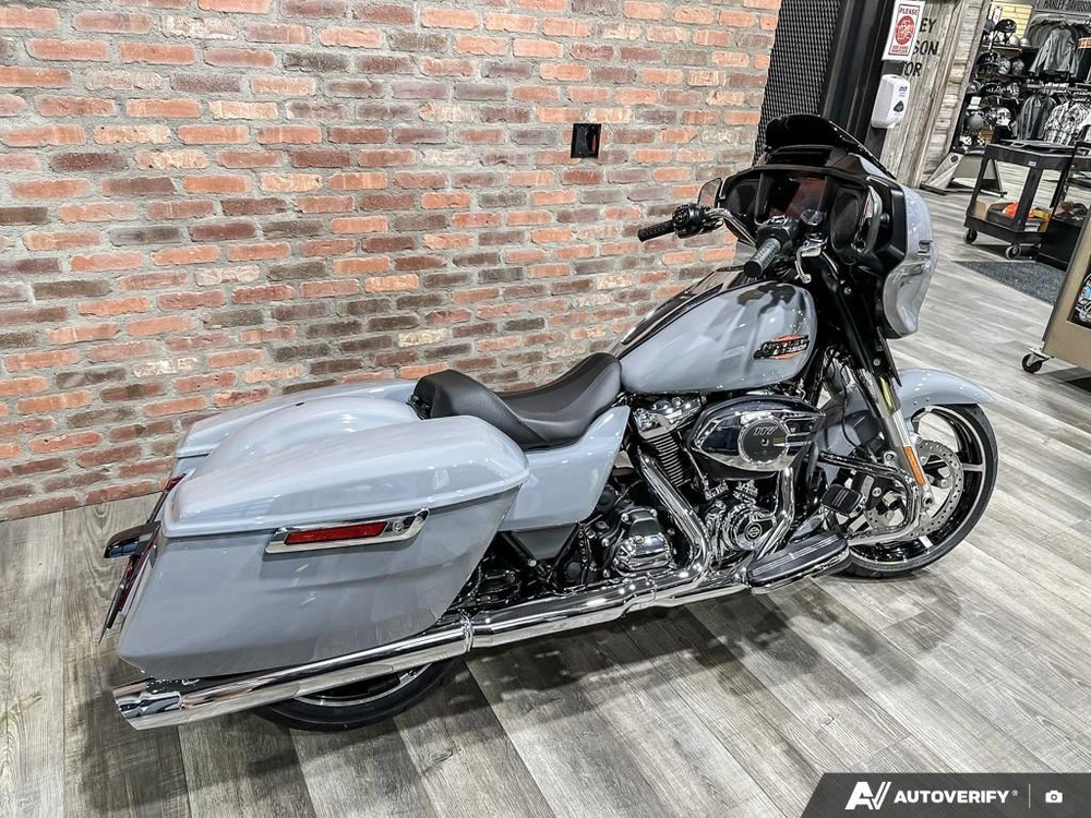 2026 Harley-davidson Street Glide alt