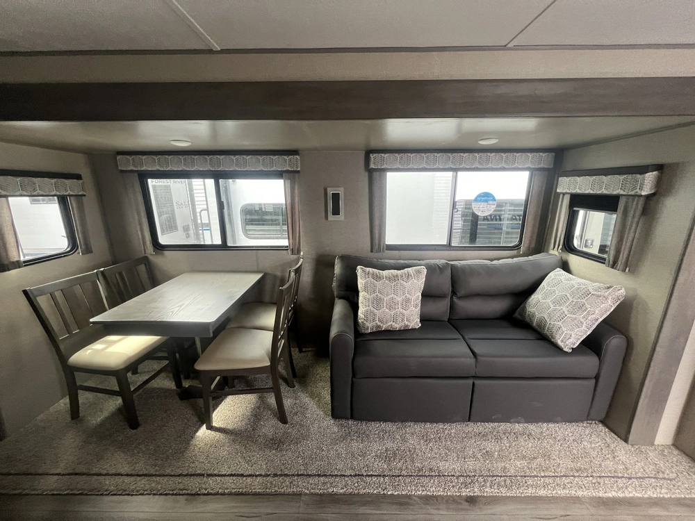 2022 Coachmen Catalina 303rkdsle alt