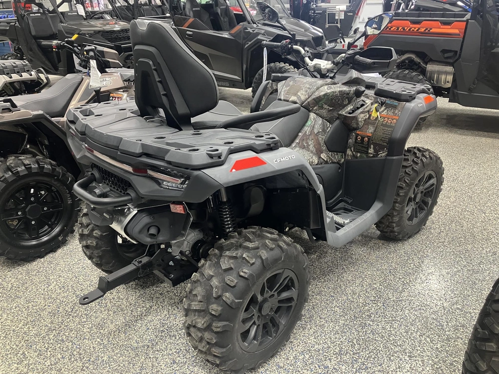 2025 Cfmoto Cforce 800 Touring alt