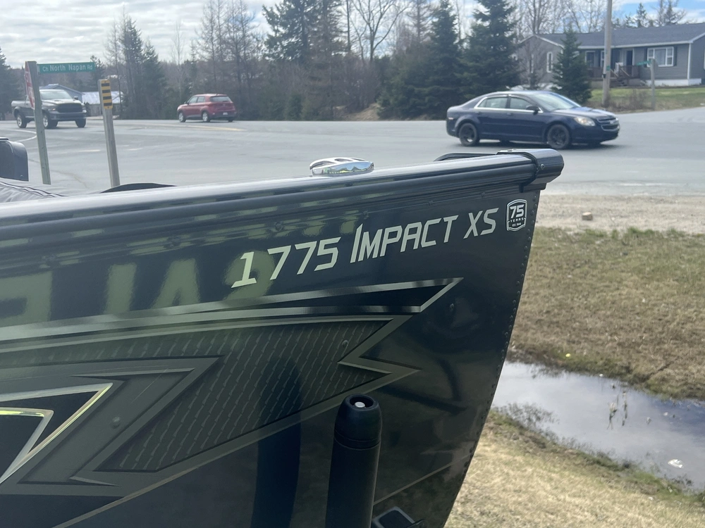 2023 Lund Boat Co 1775 Impact Xs alt