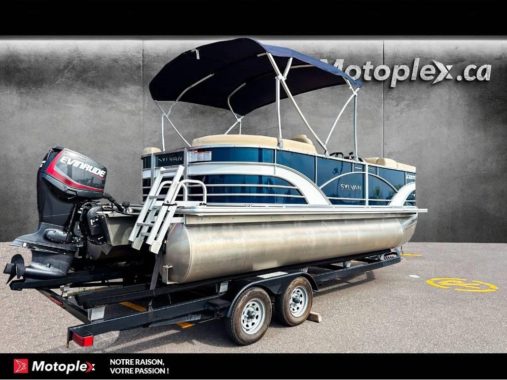 2018 Sylvan Mirage 8520 *liquidation* alt