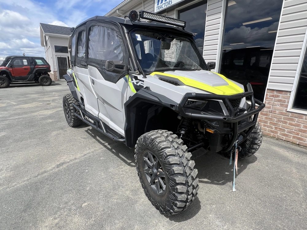 2023 Polaris General Xp 1000 4 Seater alt