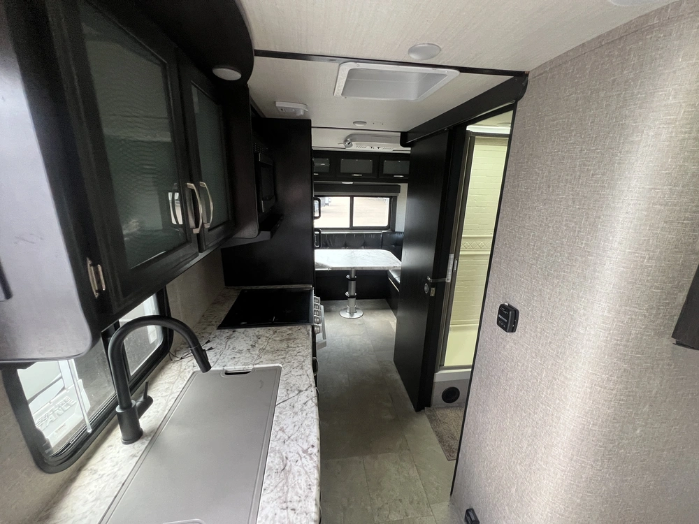 2019 Grand Design Imagine 19rle alt
