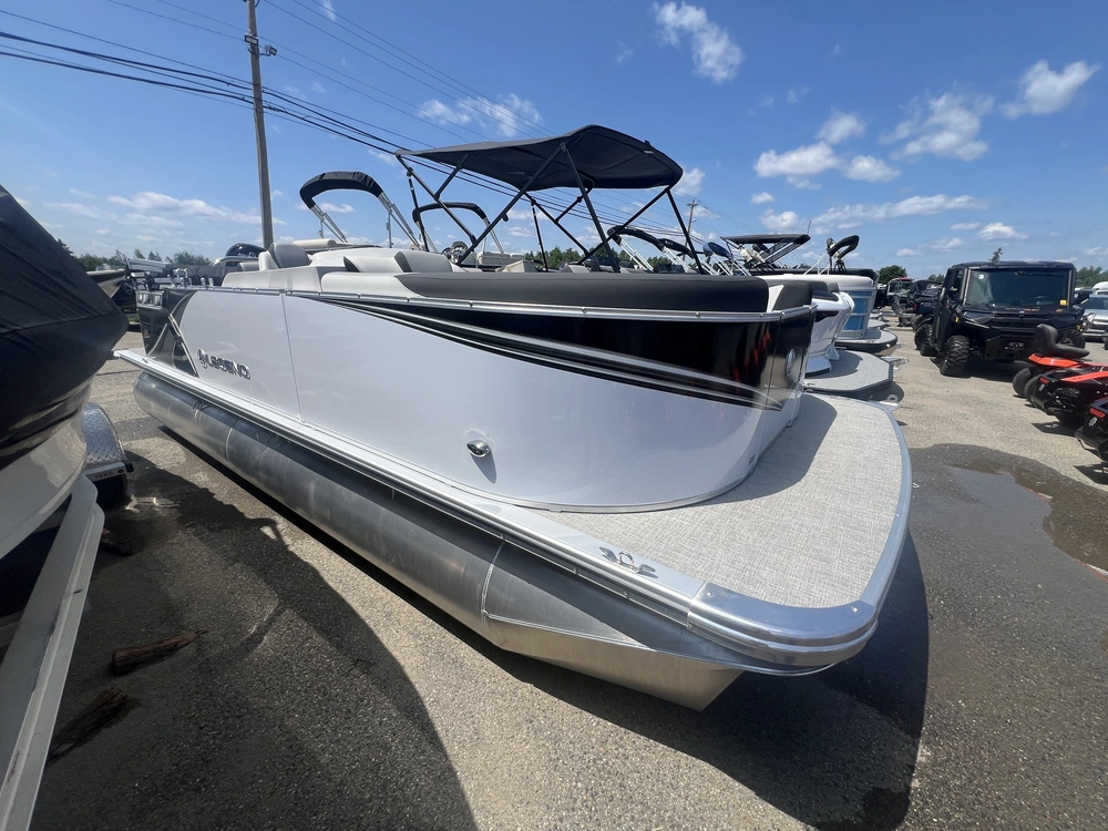 2025 Legend 21qr Twin alt