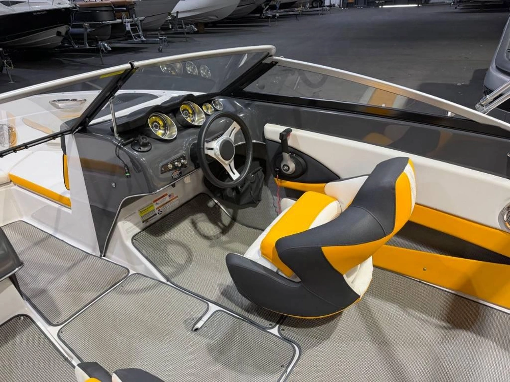 2017 Glastron Gts 205 alt