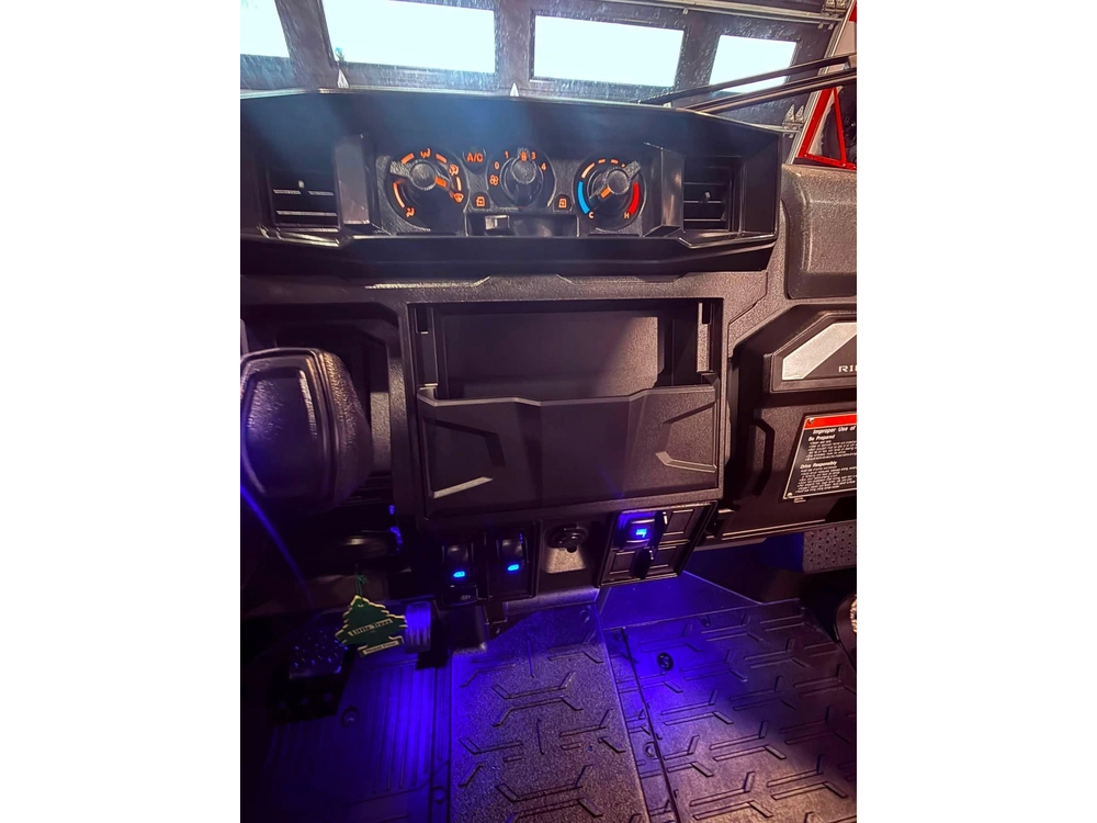 Kawasaki Ridge Creww 2025 alt