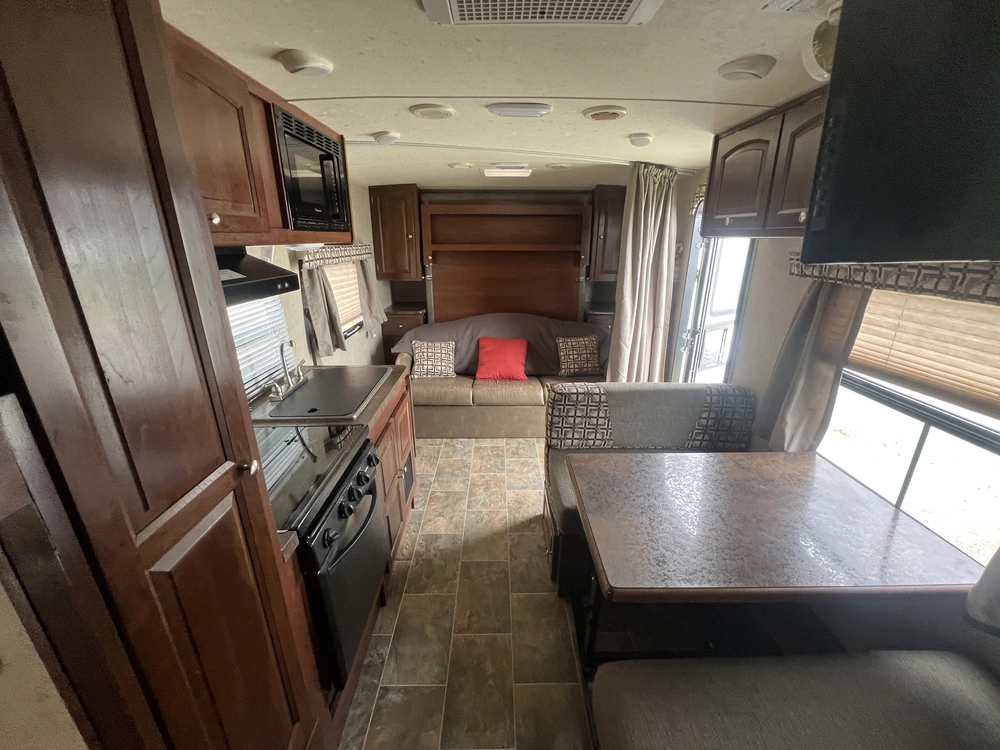 2014 Forest River Dutchmen Four Winds 31 L alt