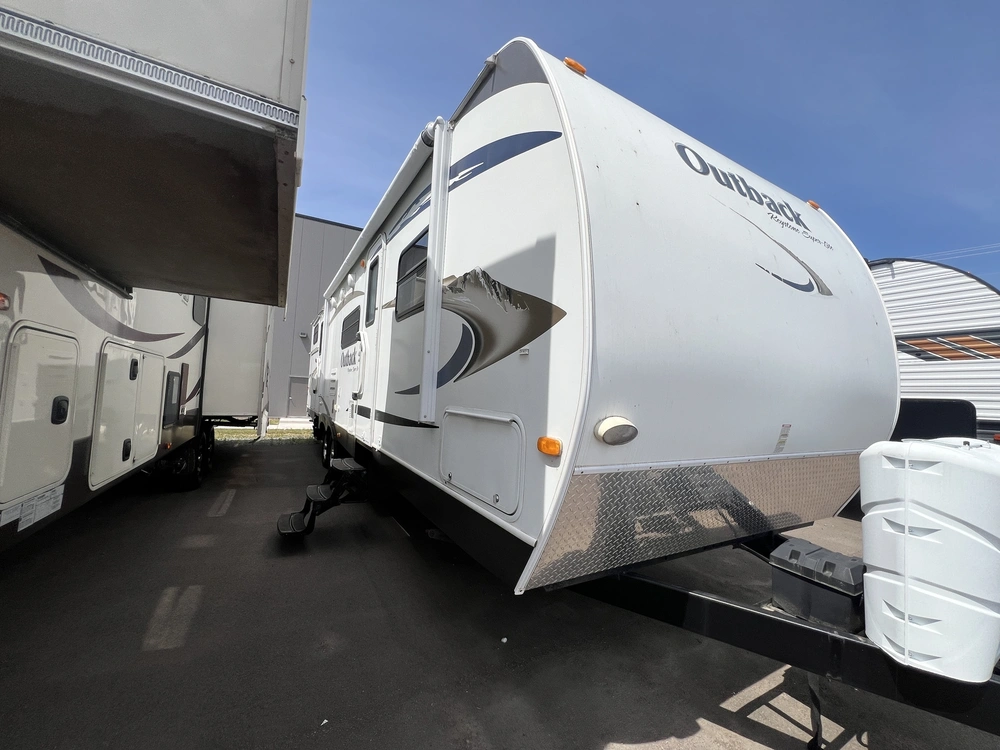 2011 Keystone Rv Outback 312bh alt