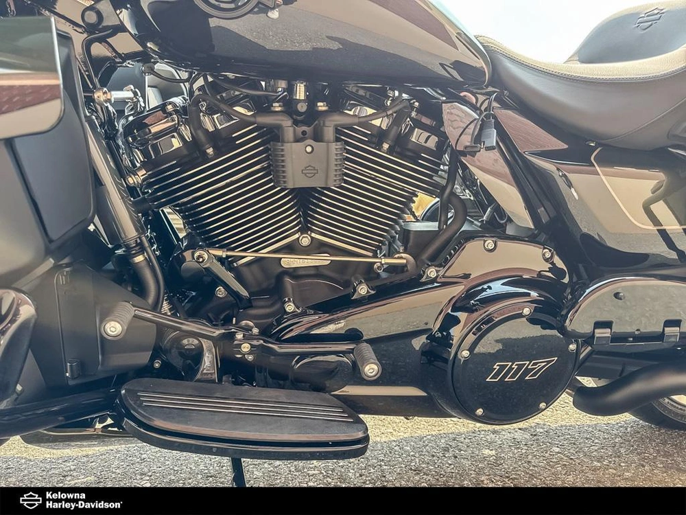 2026 Harley-davidson Flhxl - Street Glide® Limited alt