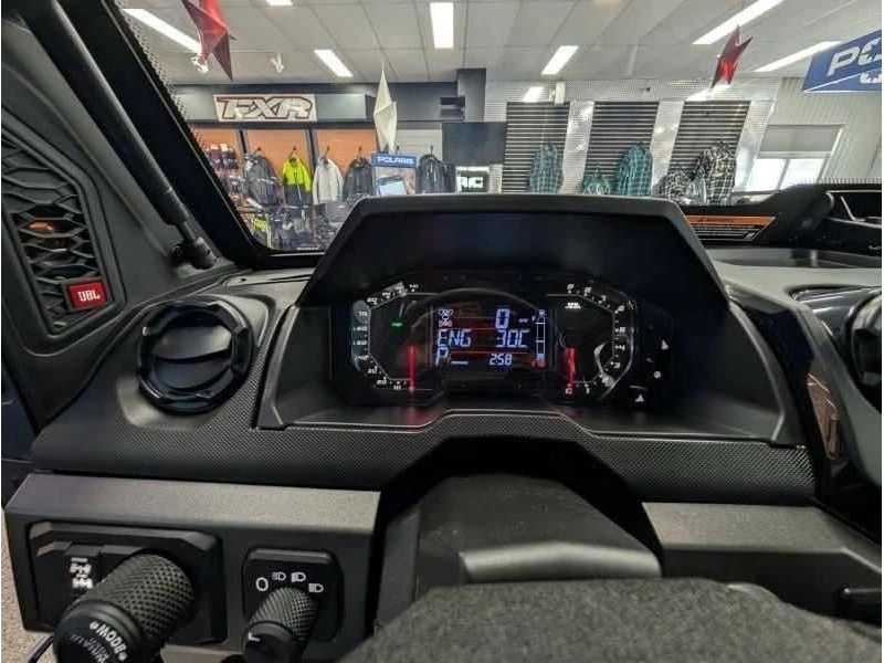 2026 Polaris Polaris Ranger 1500 Ultimate Crew alt