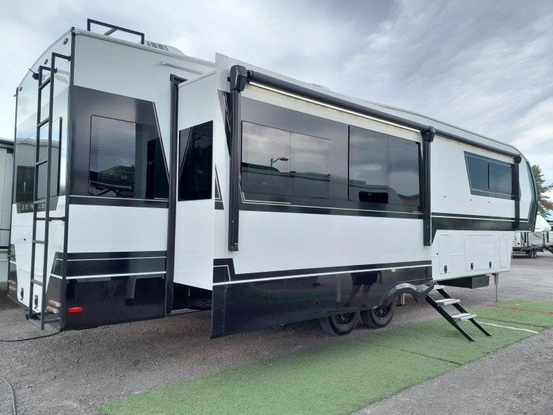 Brinkley Model Z Z3600 2027 alt