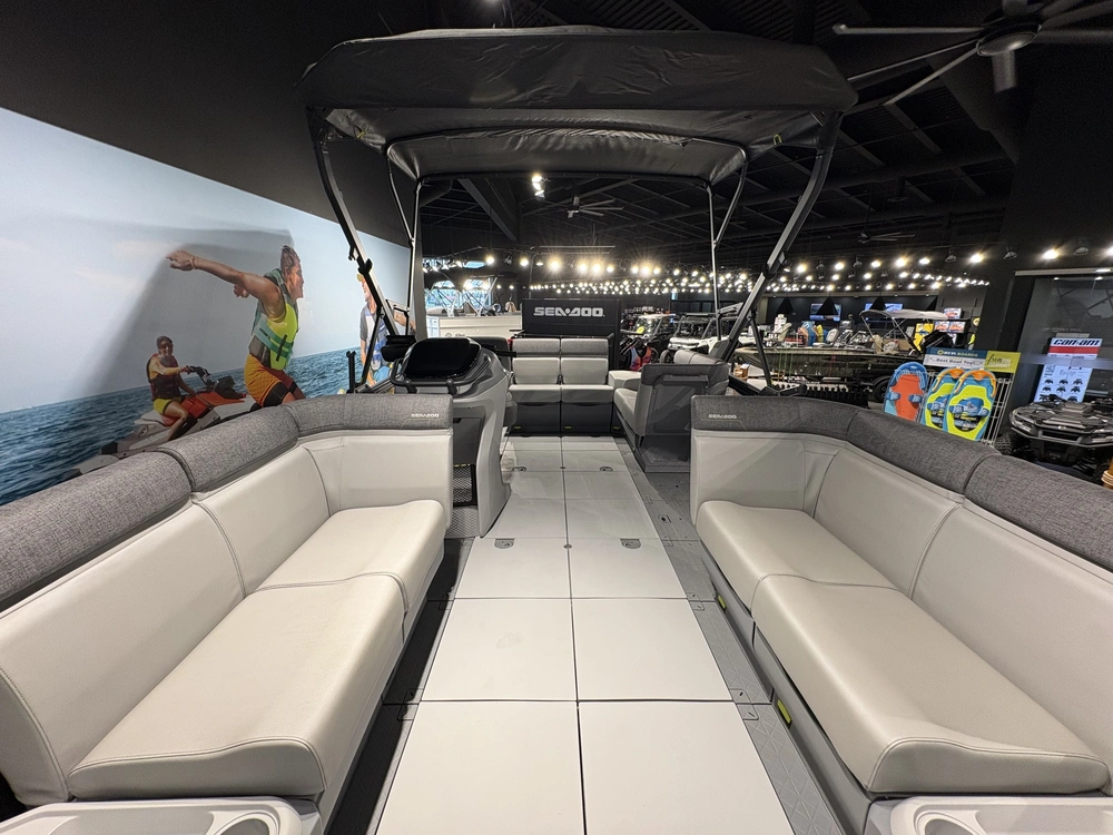 2026 Sea-doo Switch Cruise 18' 230hp alt