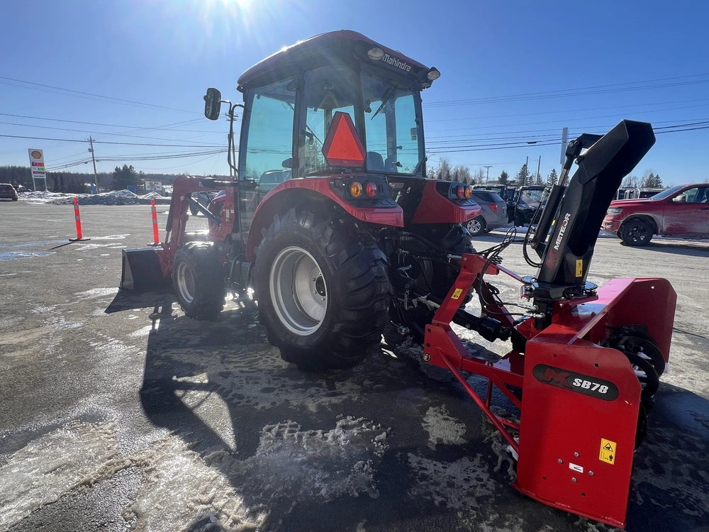 2023 Mahindra 2660 Hst alt