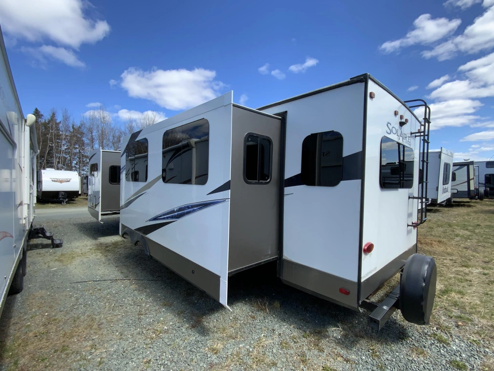 2019 Forest River Palomino Solaire 316 Rlts alt