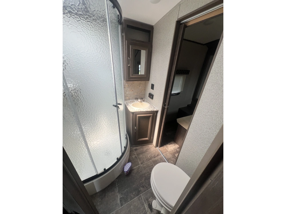 2019 Keystone Rv Passport Elite 31 Ri alt