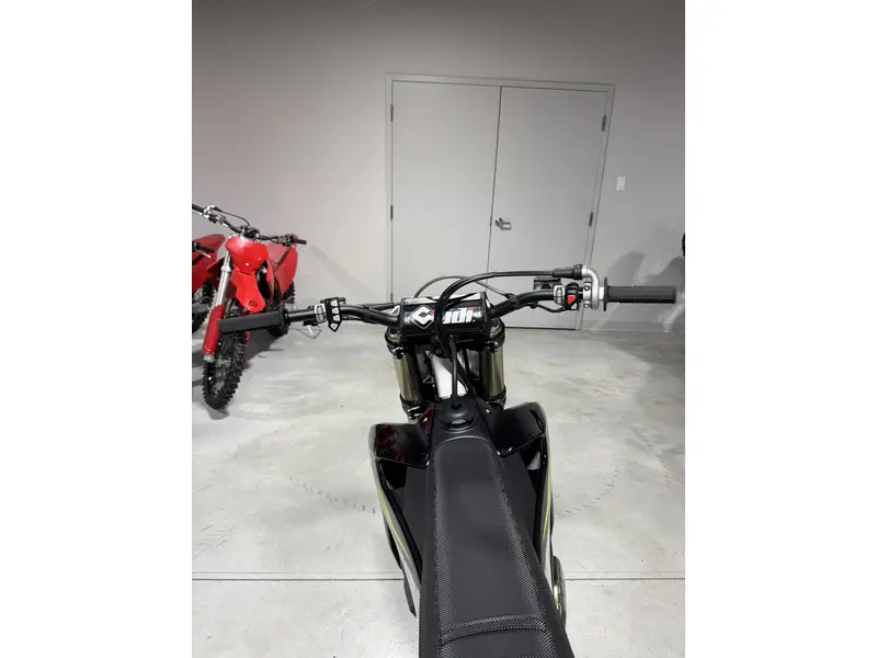 Triumph TF 450-X RC EDITION 2025