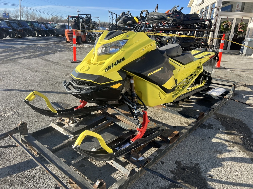 2020 Ski-doo Summit X 850 W/ Expert Package 165 alt