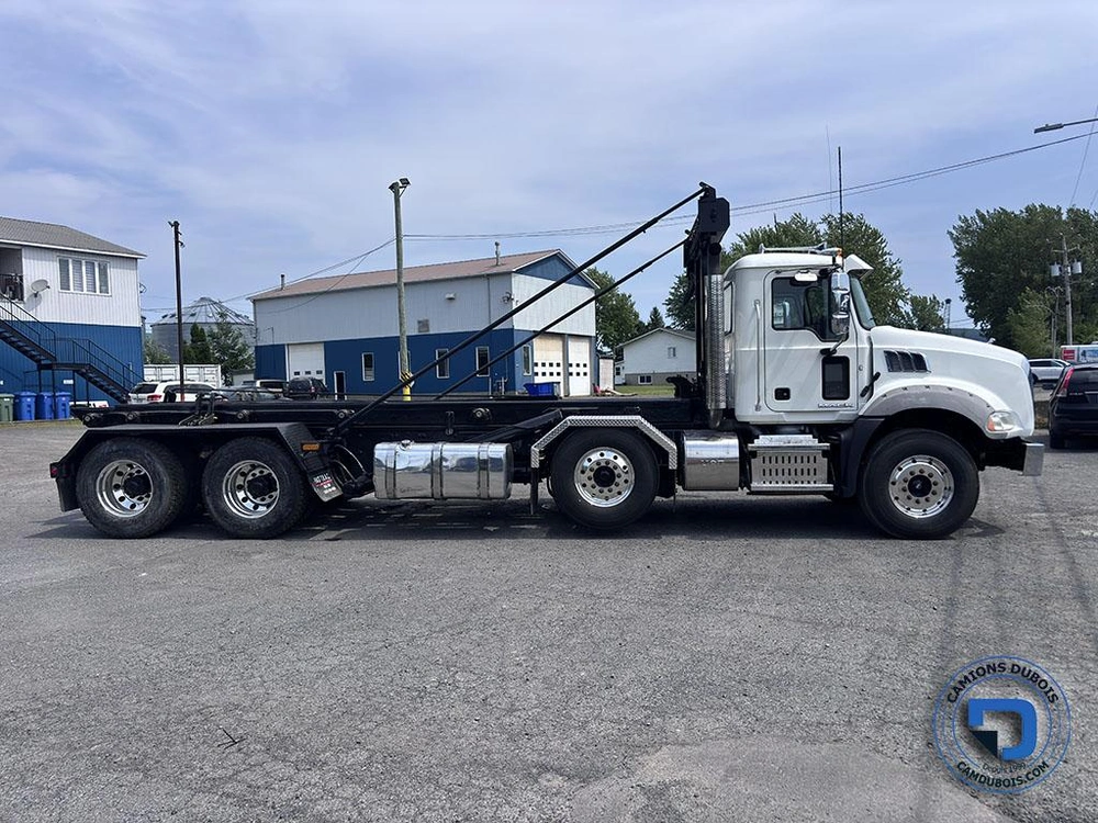 2015 Mack Gu813 alt