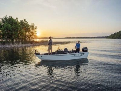 2024 Lund Boat Co 1650 Angler Sport alt