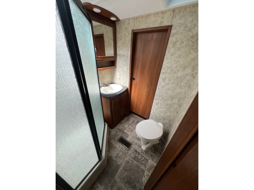 2012 Keystone Rv Cougar 321res alt